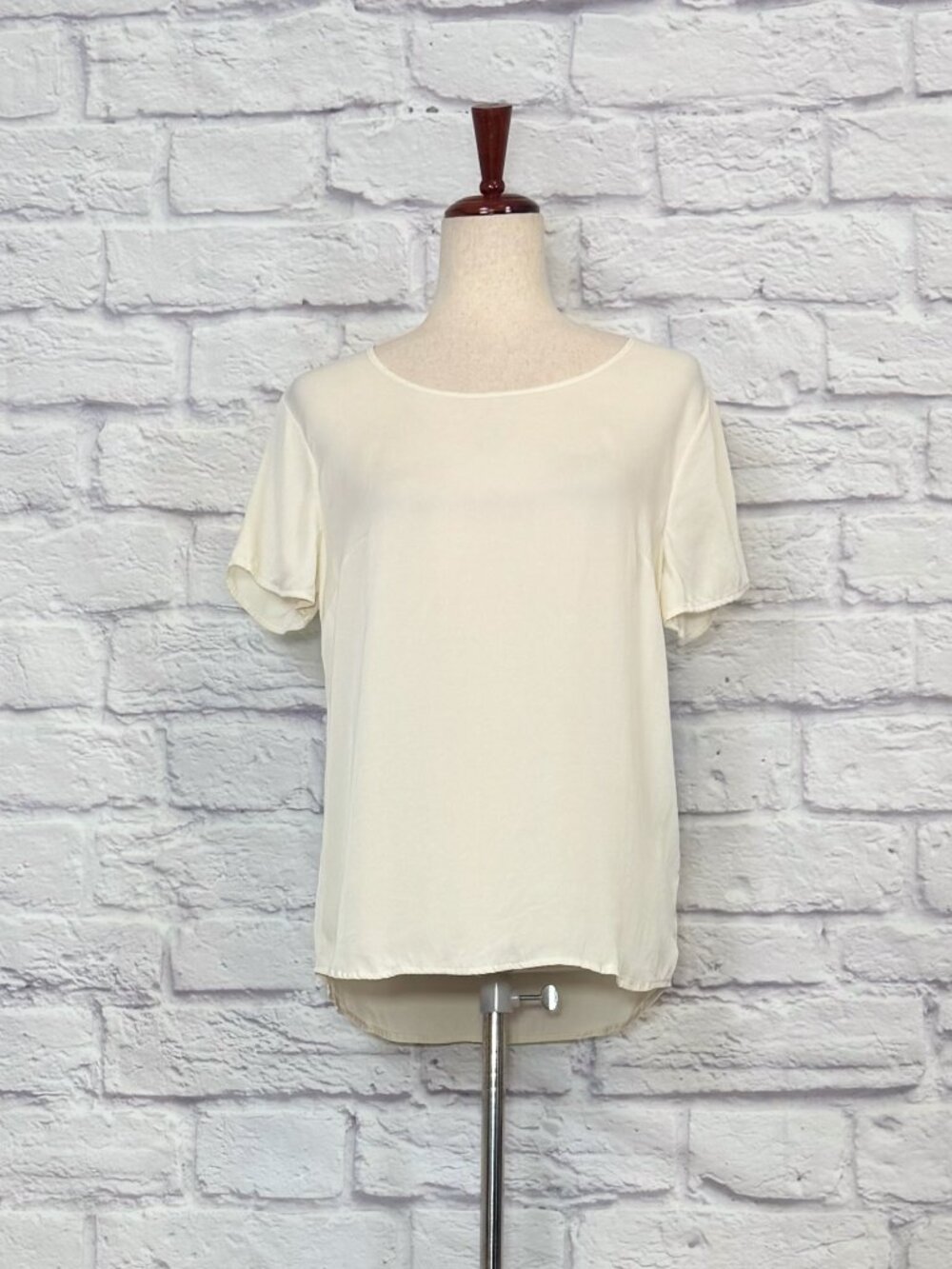 Quince Cream Silk Blend Top